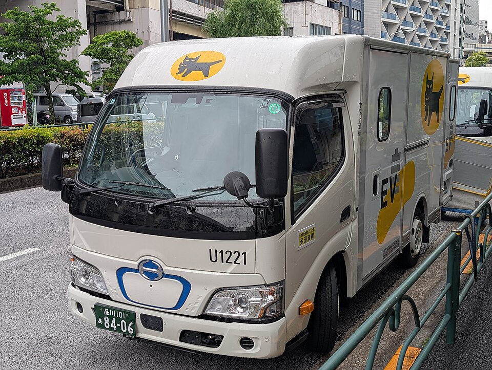 宅配便のトラック